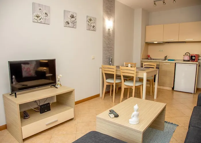 Sunny In A Complex With A Pool And Gym By Flаt Manаger