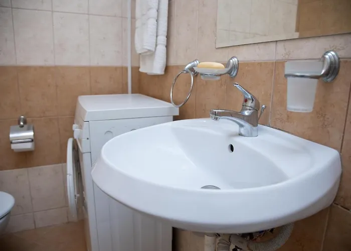 公寓 Sunny In A Complex With A Pool And Gym By Flаt Manаger *